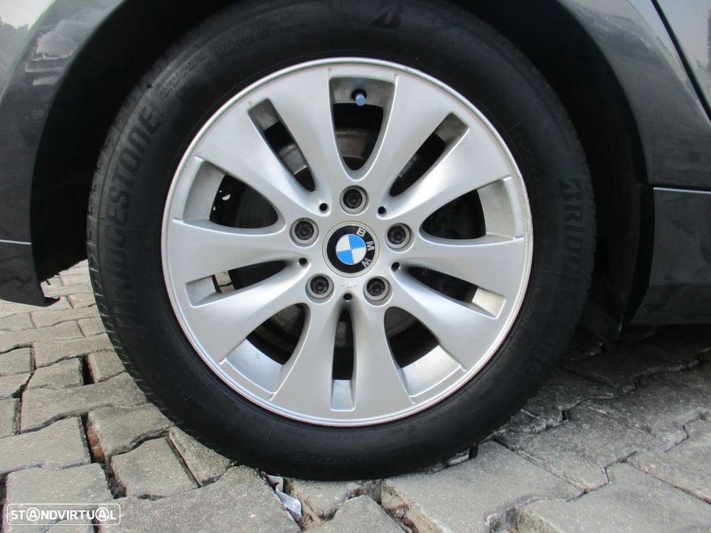 BMW 118 d — fotografia 25