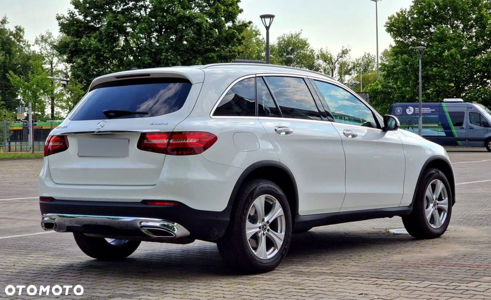 Mercedes-Benz GLC 300 4Matic 9G-TRONIC - 3