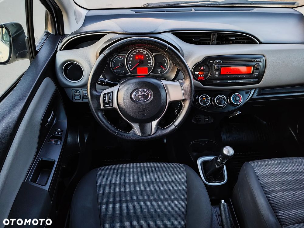 Toyota Yaris 1.33 Active EU6 - 33