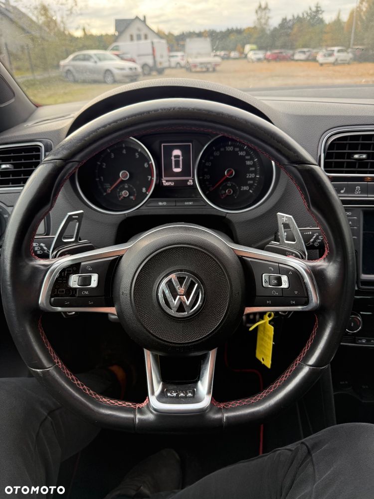 Volkswagen Polo 1.8 TSI (Blue Motion Technology) DSG GTI - 17