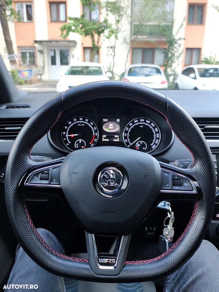 Skoda Octavia 2.0 TDI RS - 11