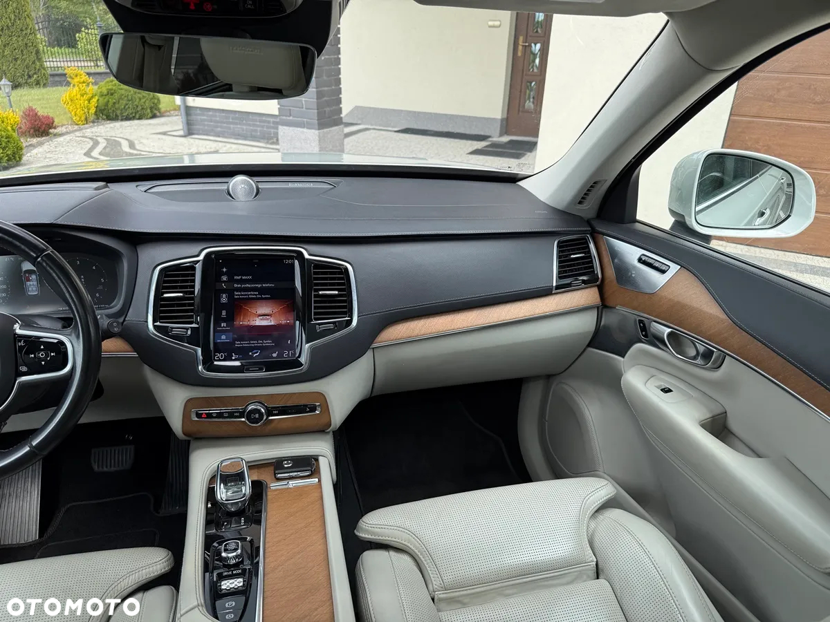 Volvo XC 90 D5 AWD Inscription - 32