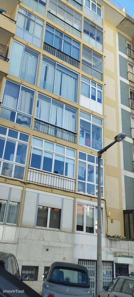 T2 com varanda e elevador em Estrela, Lisboa - Grande imagem: 2/6