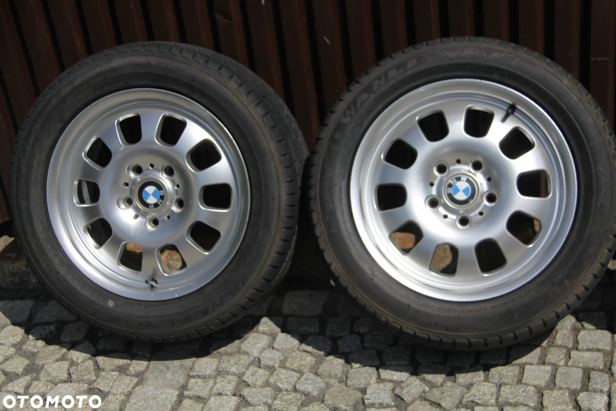 Koła Aluminiowe BMW 225/50 R16 7Jx16 H2 ET 47 5 x 120 Nowe Opony - 2