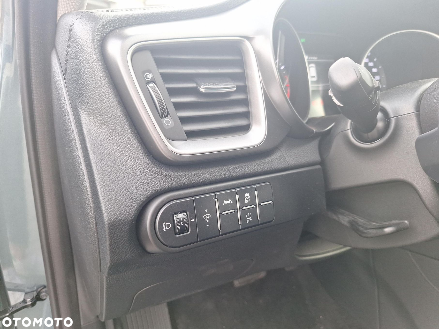 Kia Ceed - 18