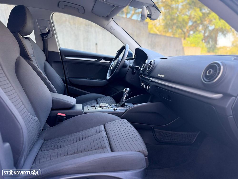 Audi A3 Sportback - 27