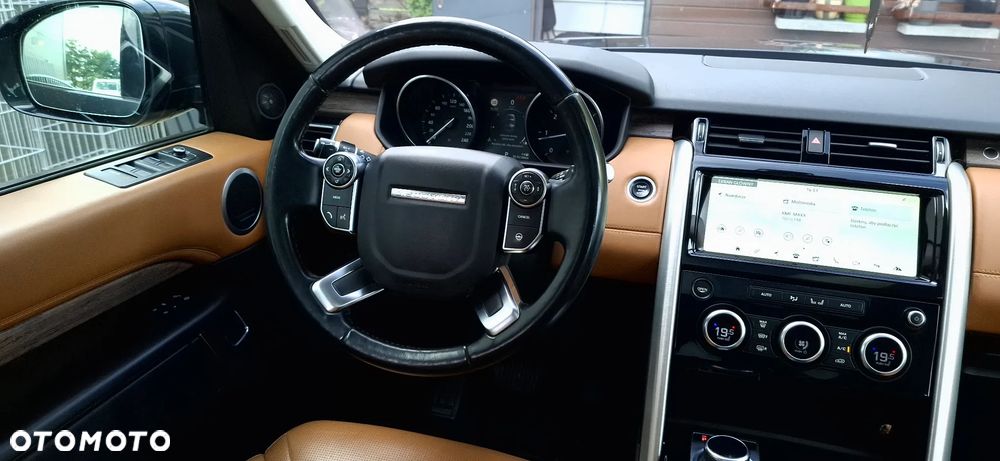 Land Rover Discovery 3.0 TD6 HSE Luxury - 22
