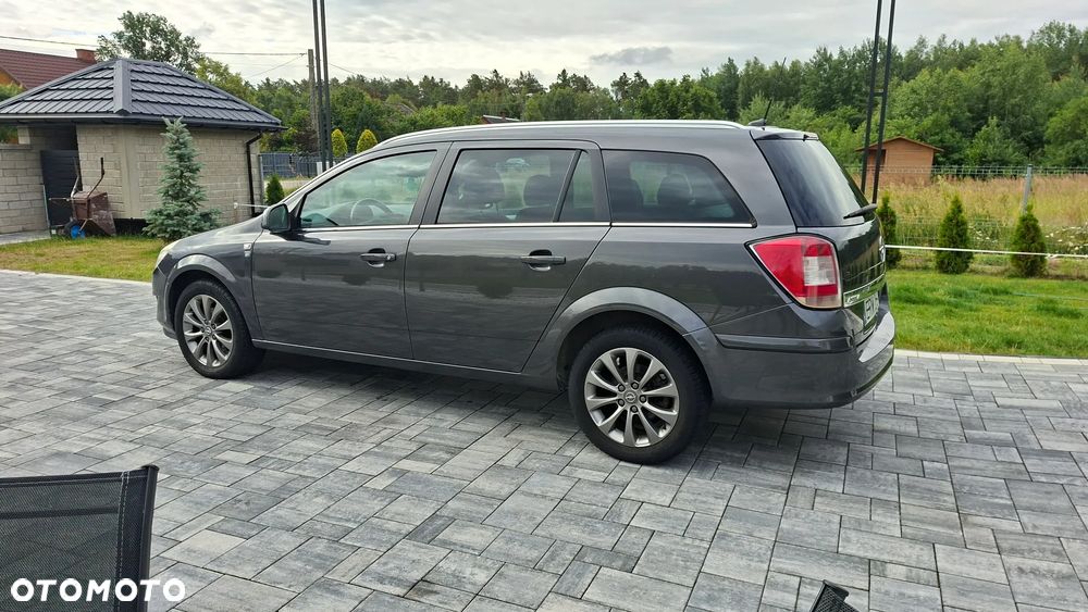 Opel Astra - 2