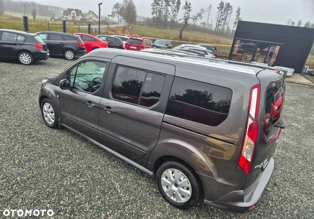 Ford Tourneo Connect Grand - 30