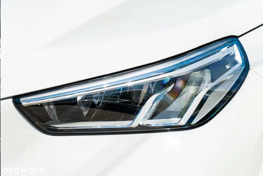 BMW X1 sDrive20i mHEV - 7