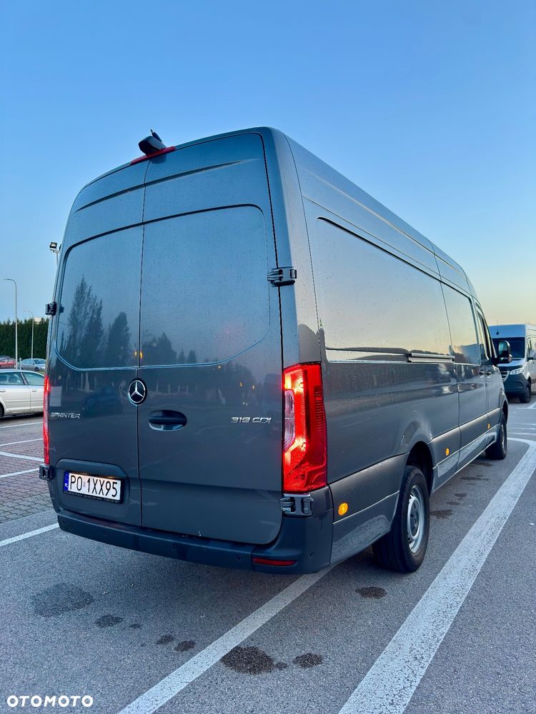 Mercedes-Benz Sprinter - 3