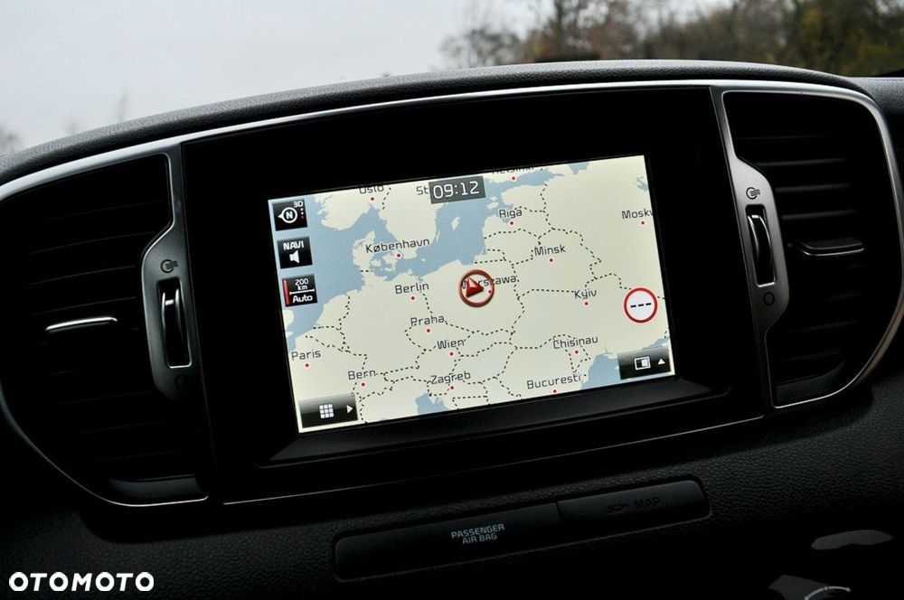 Kia Sportage 2.0 CRDI 4WD Automatik Dream-Team Edition - 25