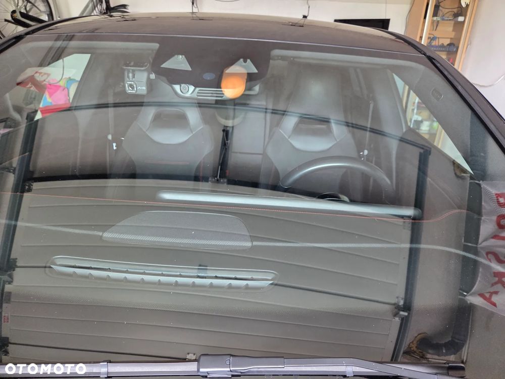 Mercedes-Benz CLA - 9