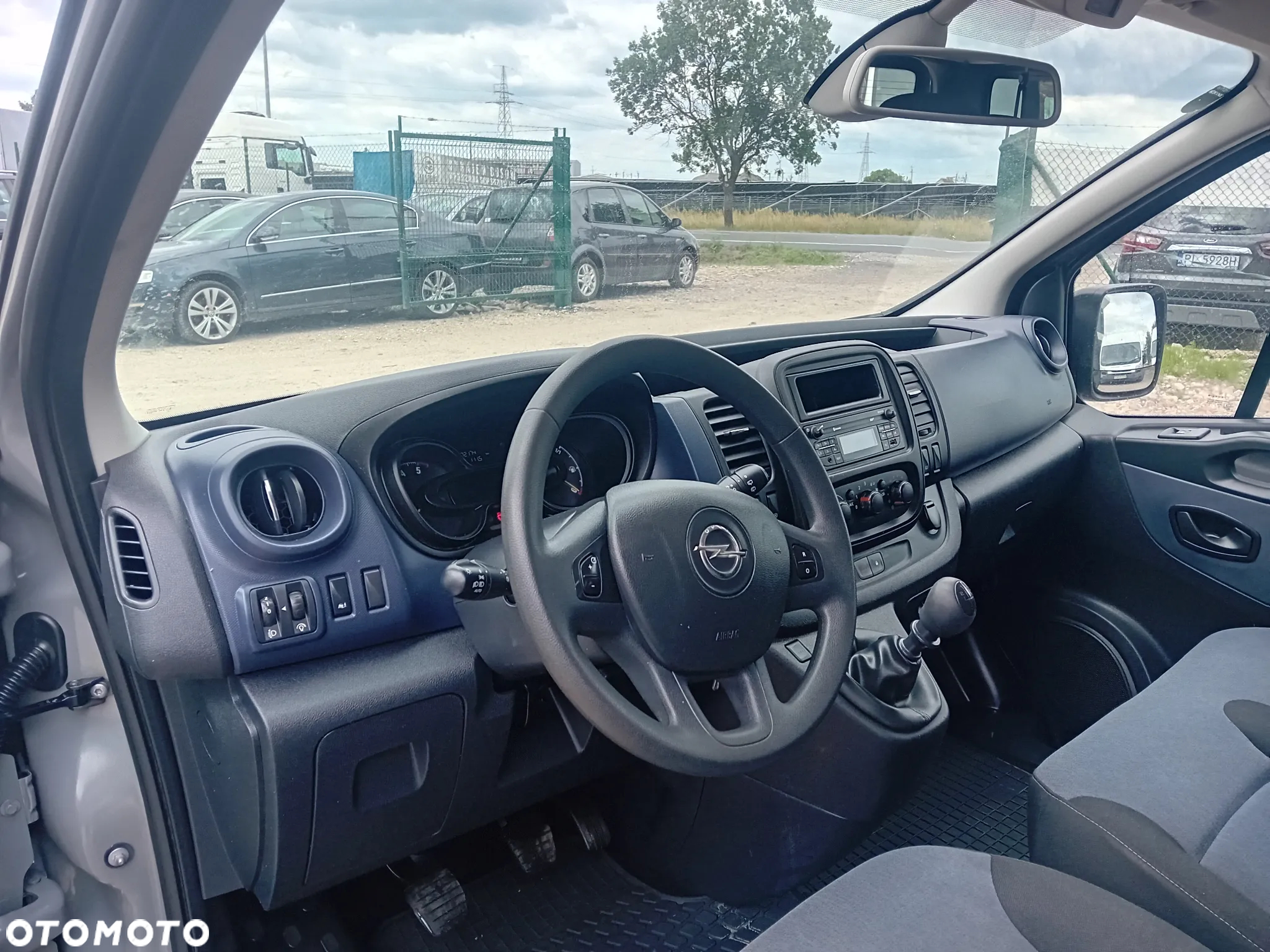 Opel Vivaro - 20