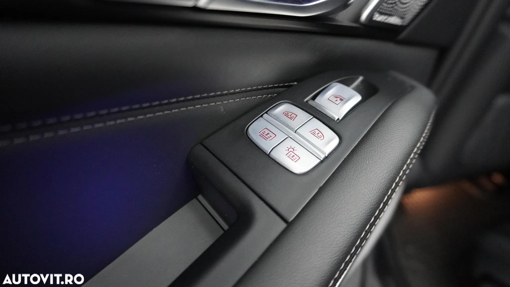 BMW X7 M60i xDrive AT MHEV - 19