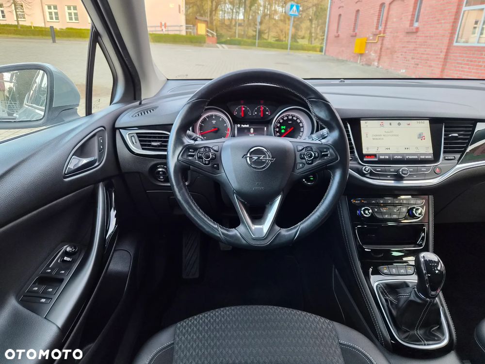 Opel Astra 1.4 Turbo Innovation - 15