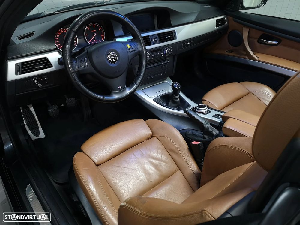 BMW 320 d Cabrio - 23