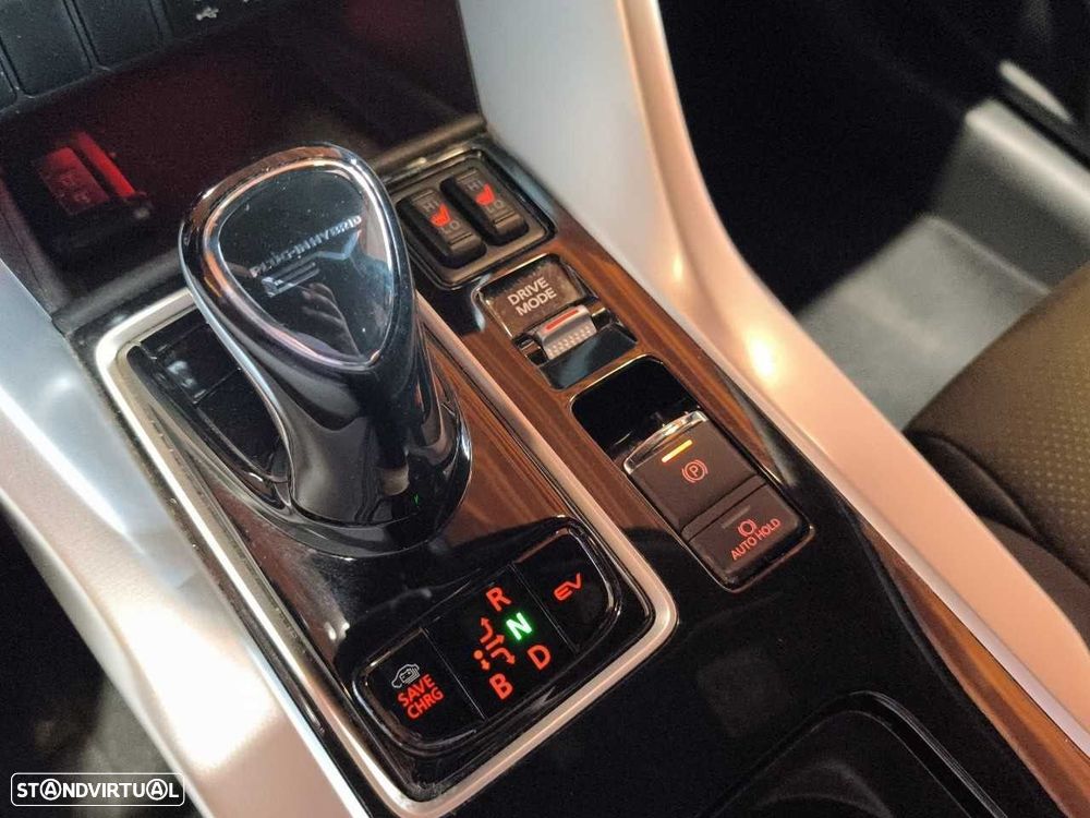 Mitsubishi Eclipse Cross 2.4 PHEV eMotion - 24