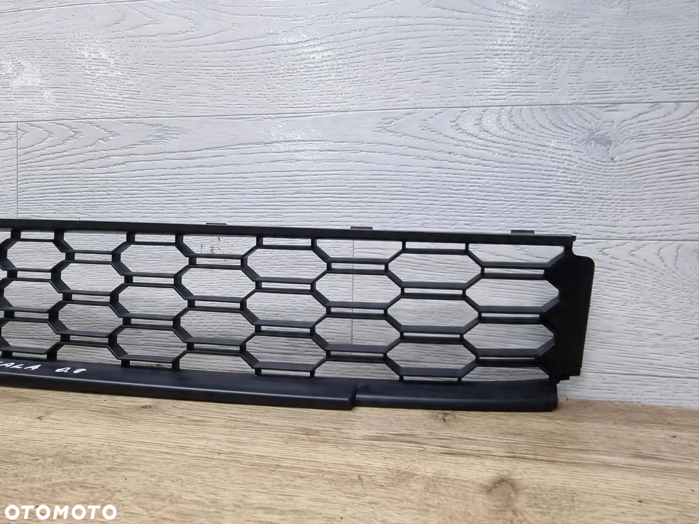 Skoda Scala 2020 Z przodu Atrapy, zaślepki - 3