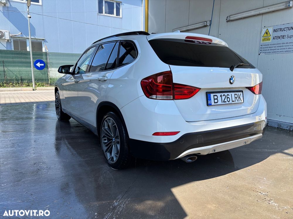 BMW X1 sDrive18d Aut. Sport Line - 4