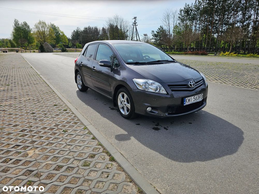 Toyota Auris 1.6 Premium - 3
