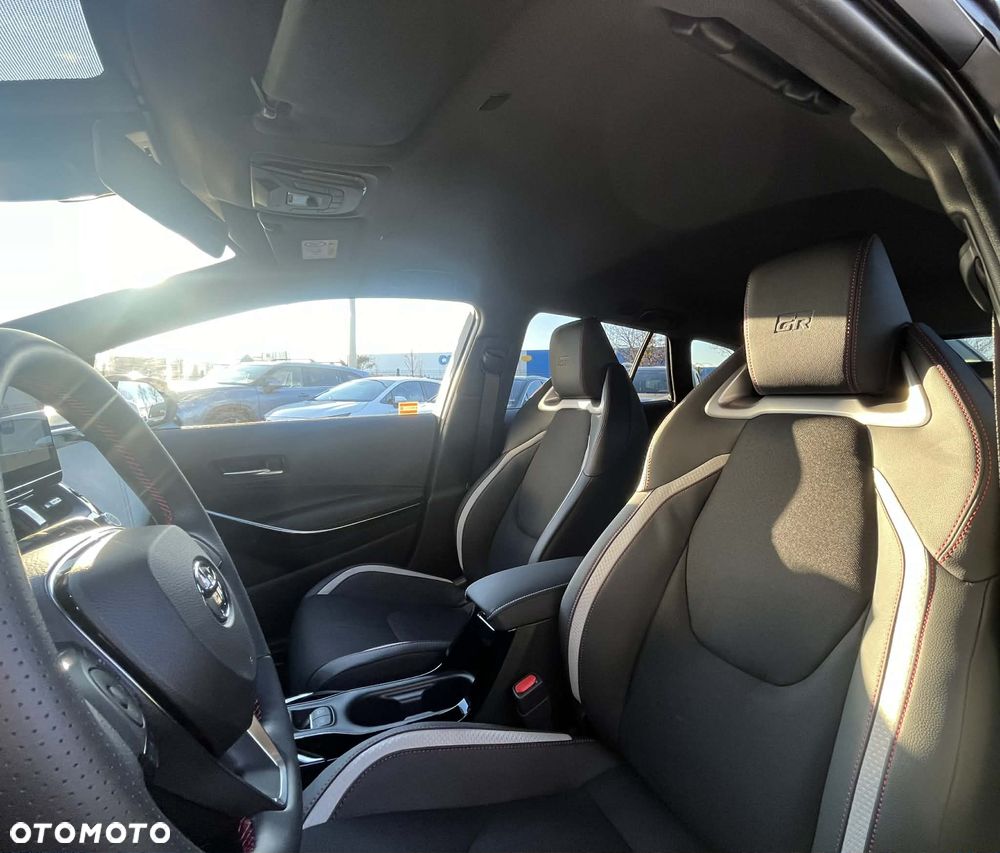 Toyota Corolla 1.8 Hybrid GR Sport - 14