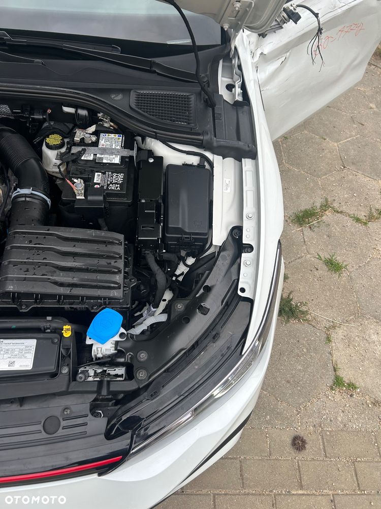 Volkswagen Golf - 39