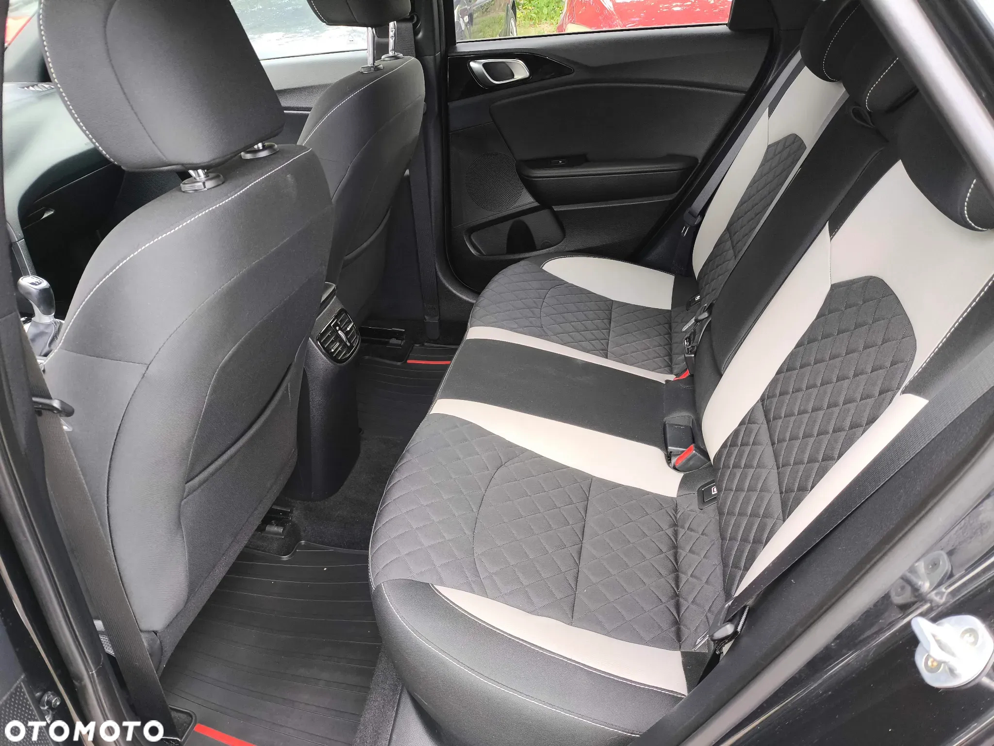 Kia ProCeed 1.0 T-GDI GT Line - 10