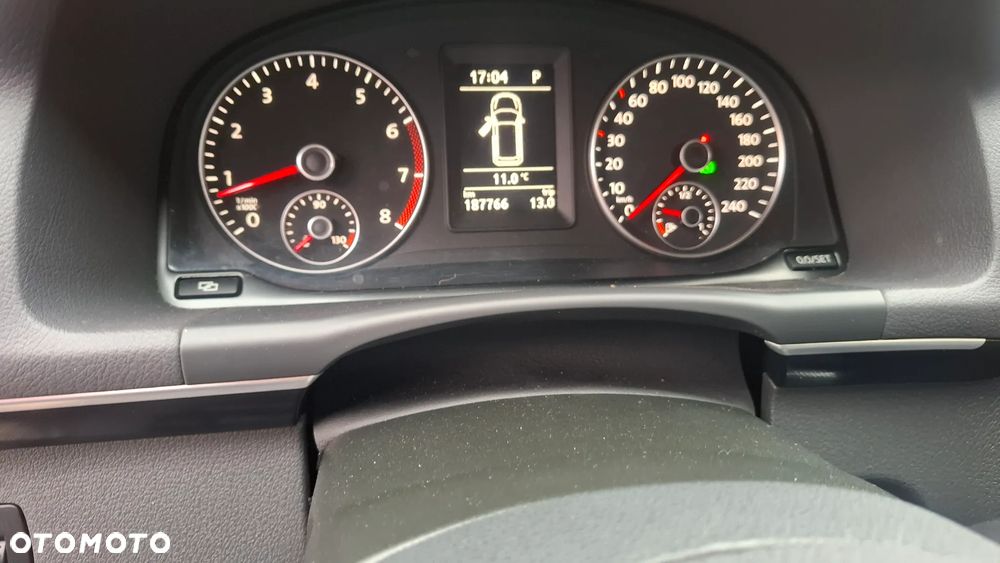 Volkswagen Touran 1.4 TSI DSG Highline - 18