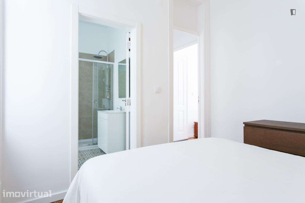 Quarto - localizado em Anjos Lisbon