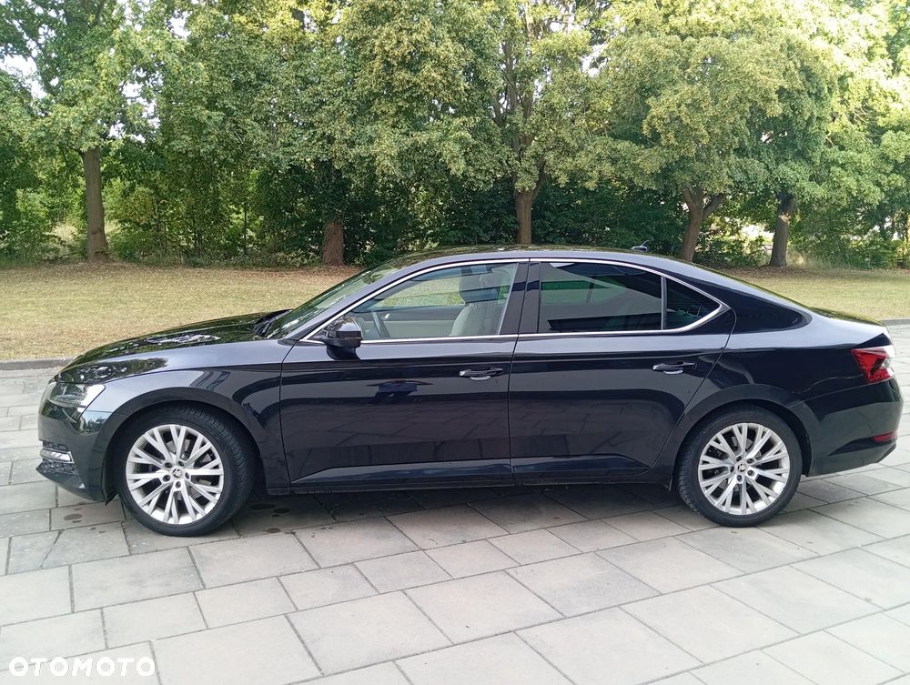 Skoda Superb 2.0 TSI Style DSG - 2