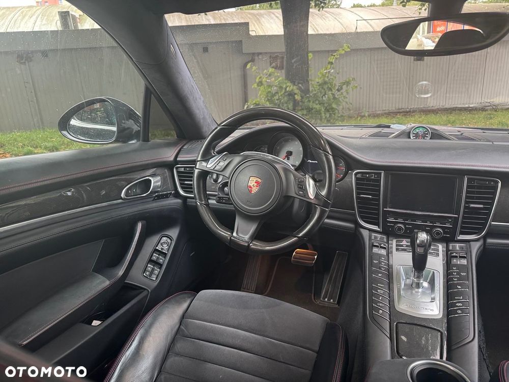 Porsche Panamera GTS - 6