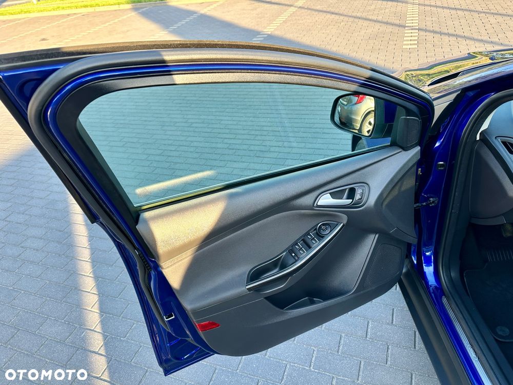 Ford Focus 1.0 EcoBoost Titanium ASS - 19