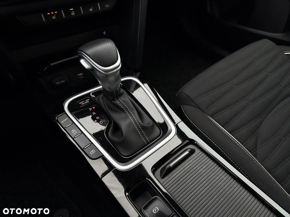 Kia ProCeed - 23
