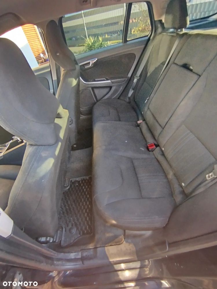 Volvo V60 T3 - 17