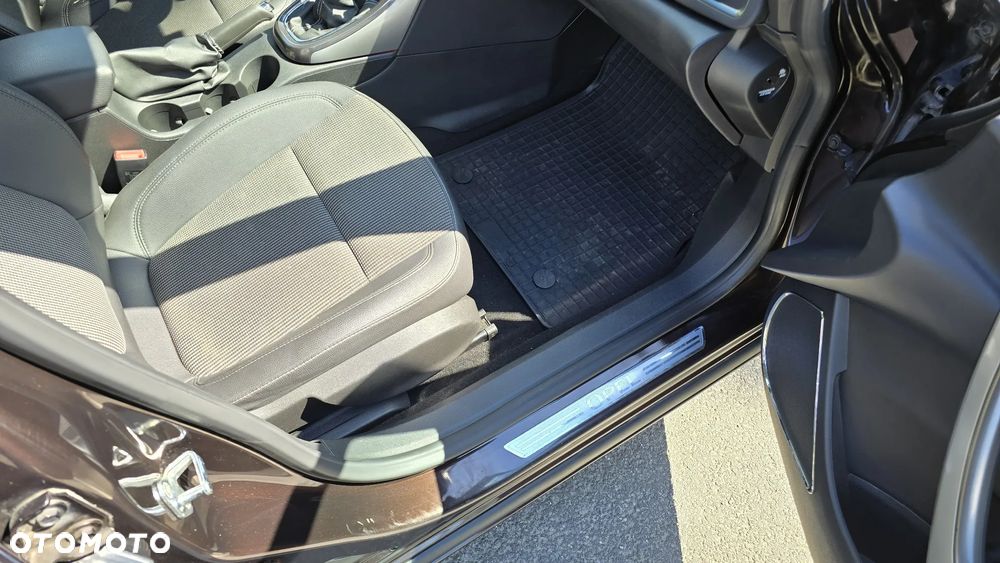 Opel Astra 2.0 CDTI Cosmo - 28