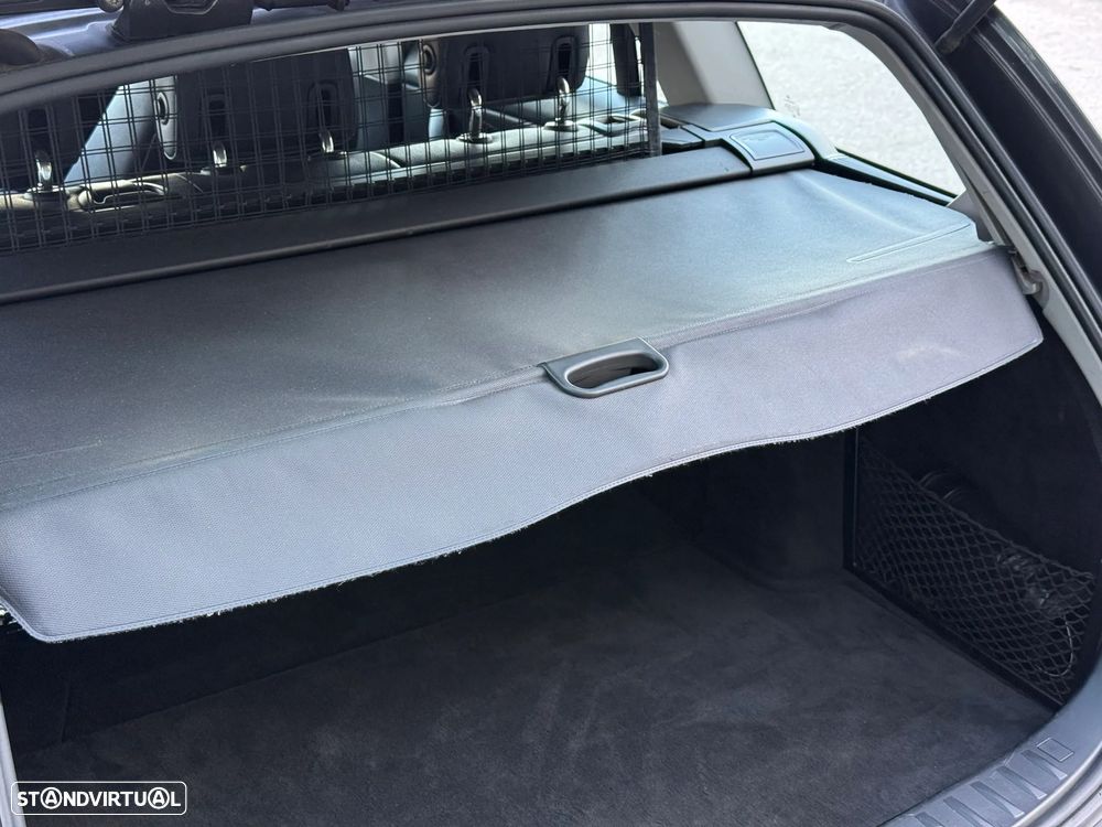 BMW 320 d Touring - 28