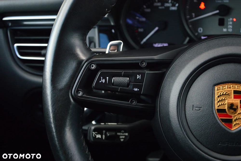 Porsche Macan S - 29