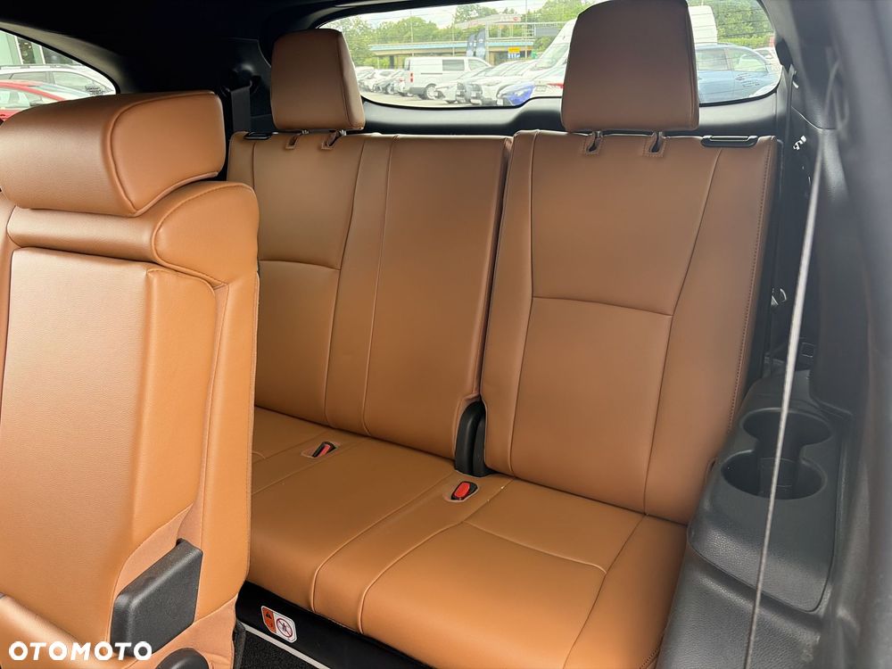 Toyota Highlander - 25