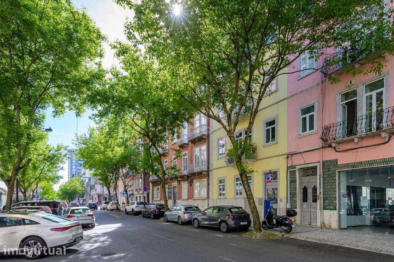 Moderno T3 com Terraço em Avenidas Novas, Lisboa - Grande imagem: 2/46