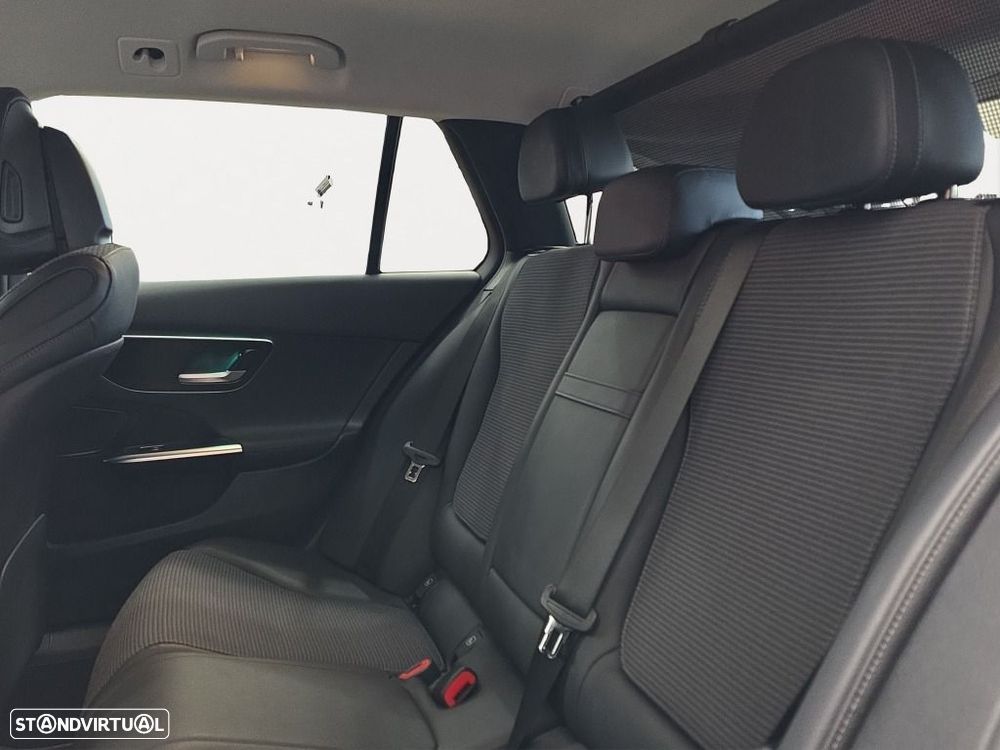 Mercedes-Benz C 220 - 13