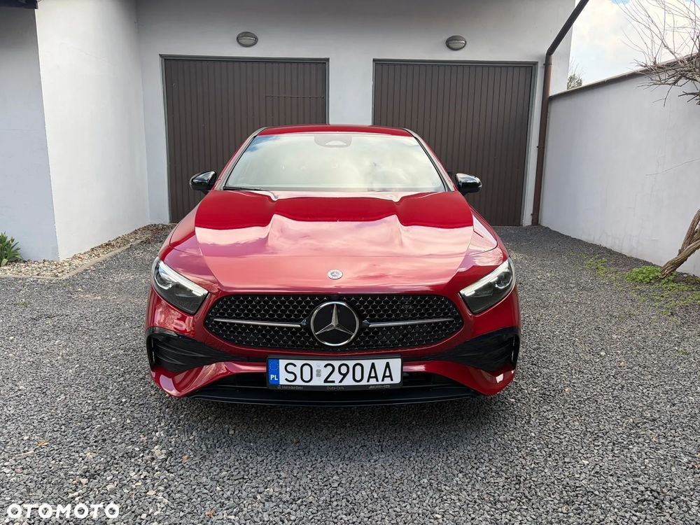 Mercedes-Benz Klasa A 200 AMG Line 7G-DCT - 3