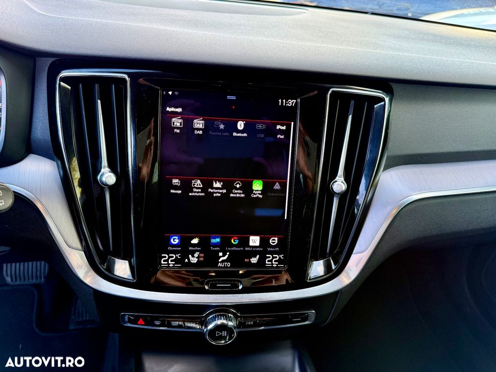 Volvo V60 B4 MHEV AT8 FWD Momentum Pro - 19