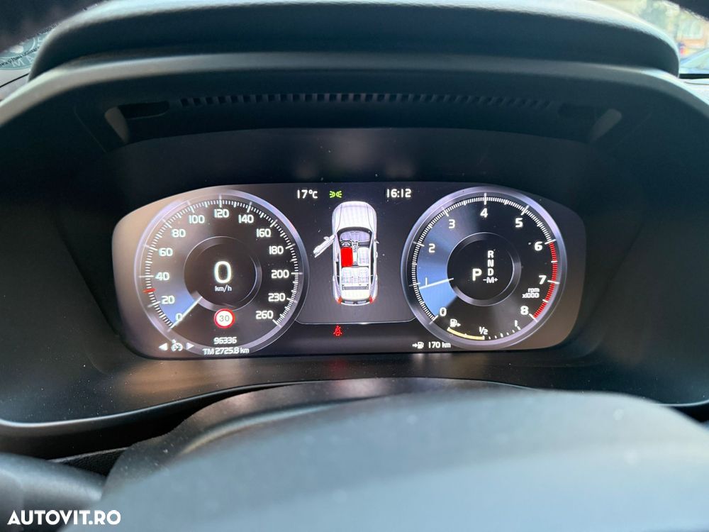 Volvo XC 40 T4 AWD Momentum - 12