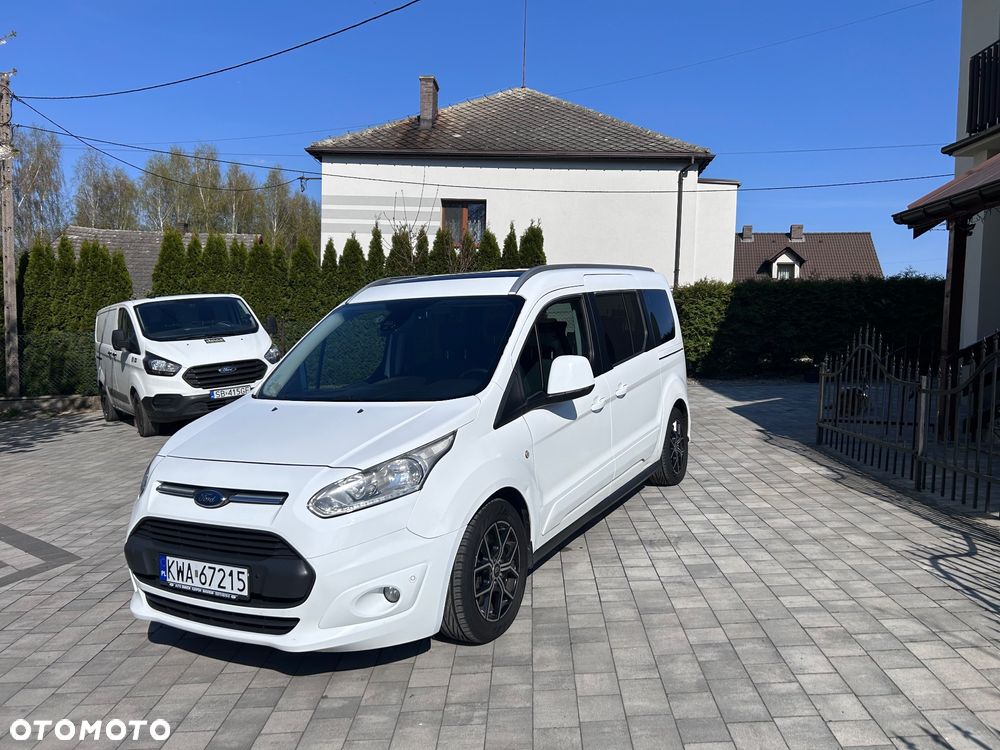 Ford Tourneo Connect 1.5 TDCi Titanium - 1