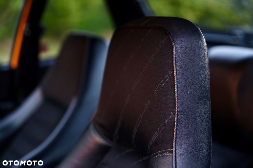 Porsche 944 - 19