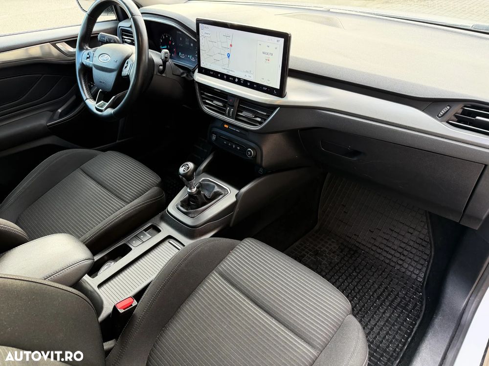 Ford Focus - 15