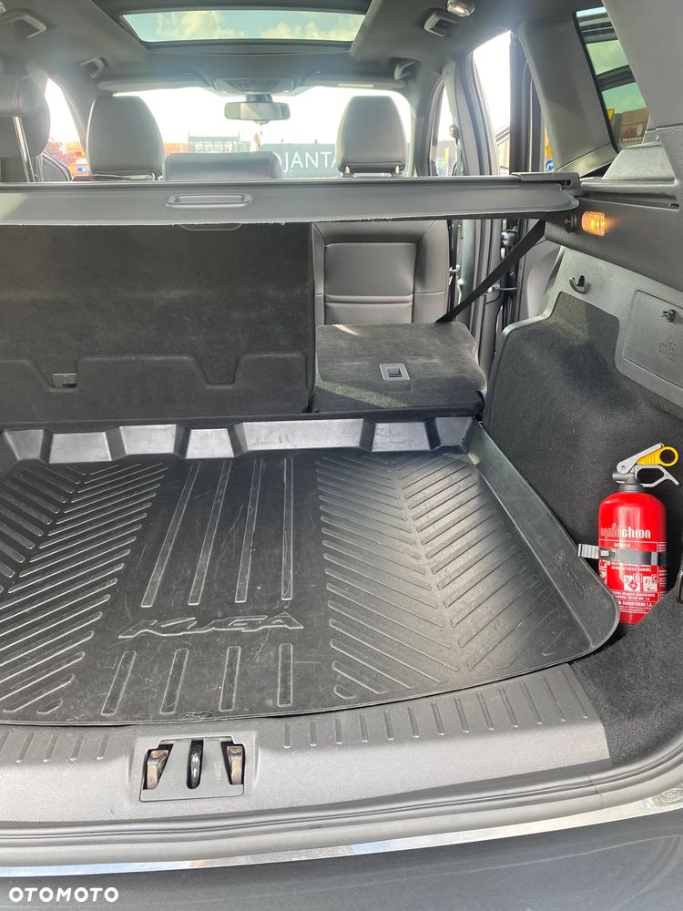 Ford Kuga - 19