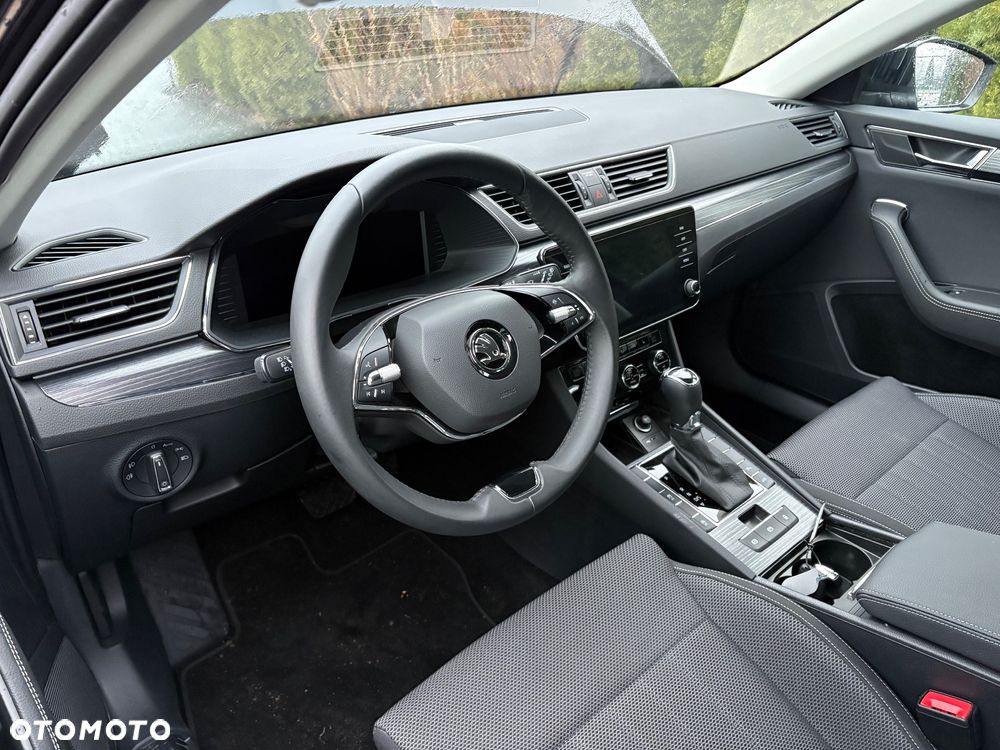 Skoda Superb 2.0 TSI Sportline DSG - 8