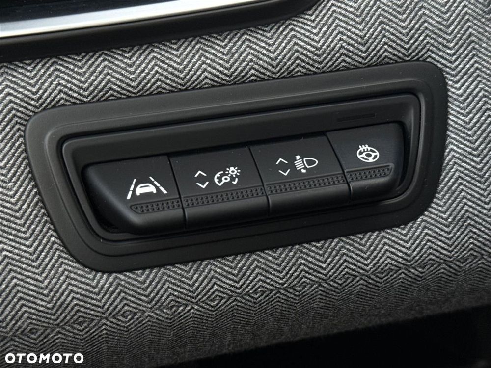 Renault Clio - 31